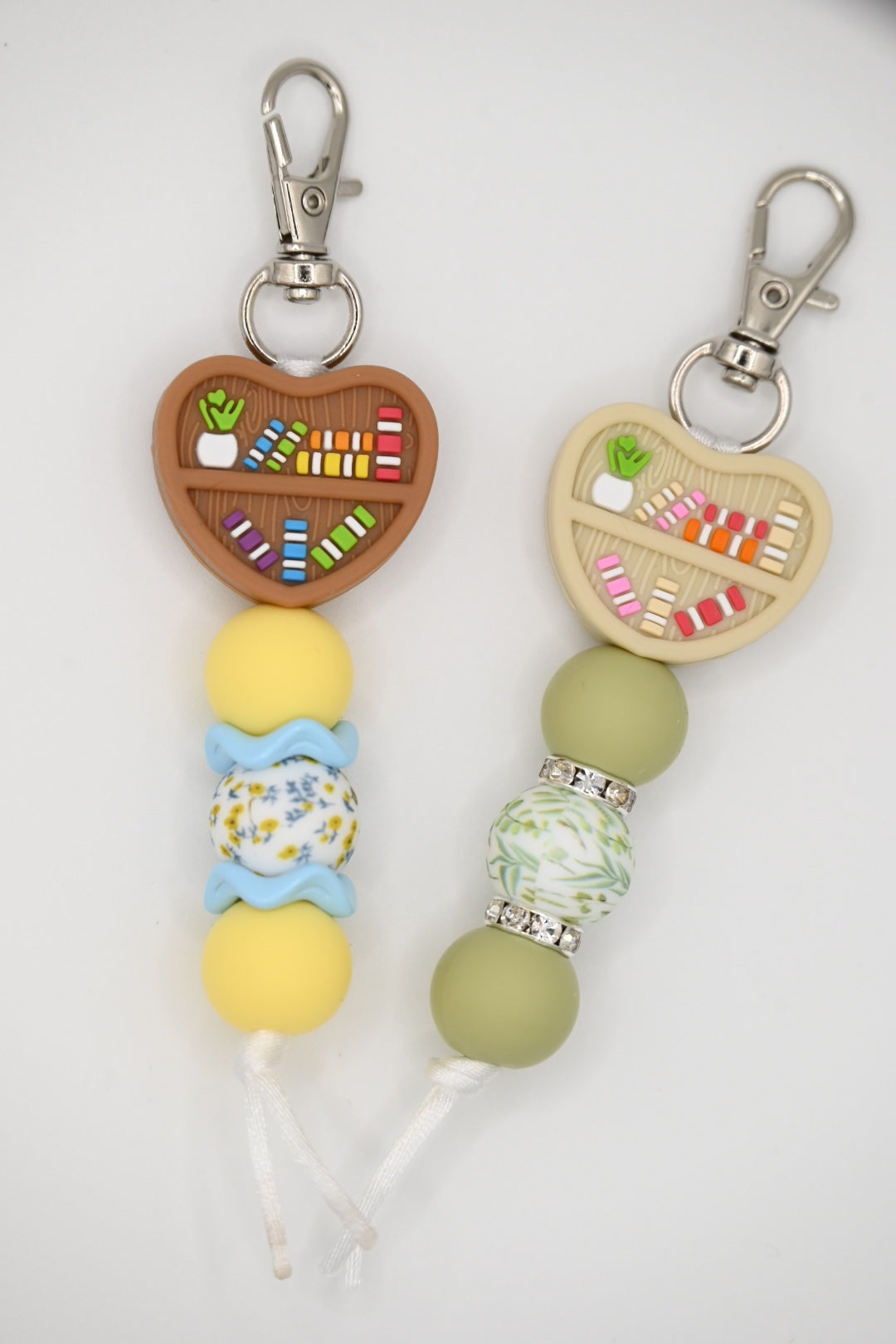 Bookshelf Heart Keychain